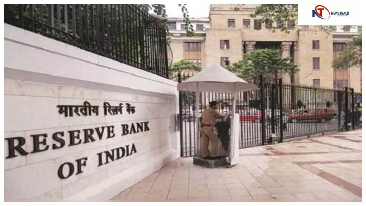 RBI लखनऊ में 24 नकली नोट मिलने से मचा हड़कंप! महानगर थाने में दर्ज हुई FIR, जांच में जुटी पुलिस