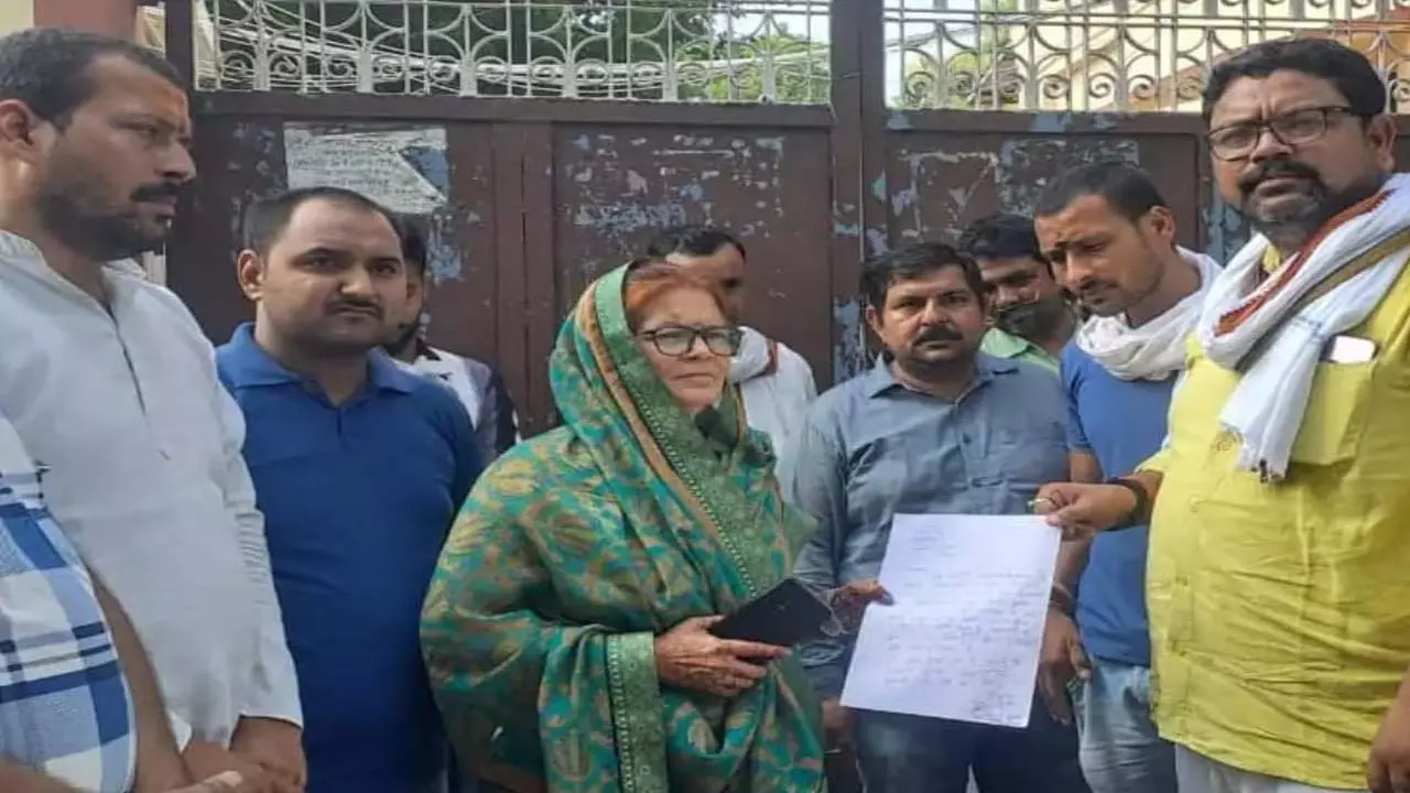 Teachers are giving wrong teachings against the gods, anger in relatives