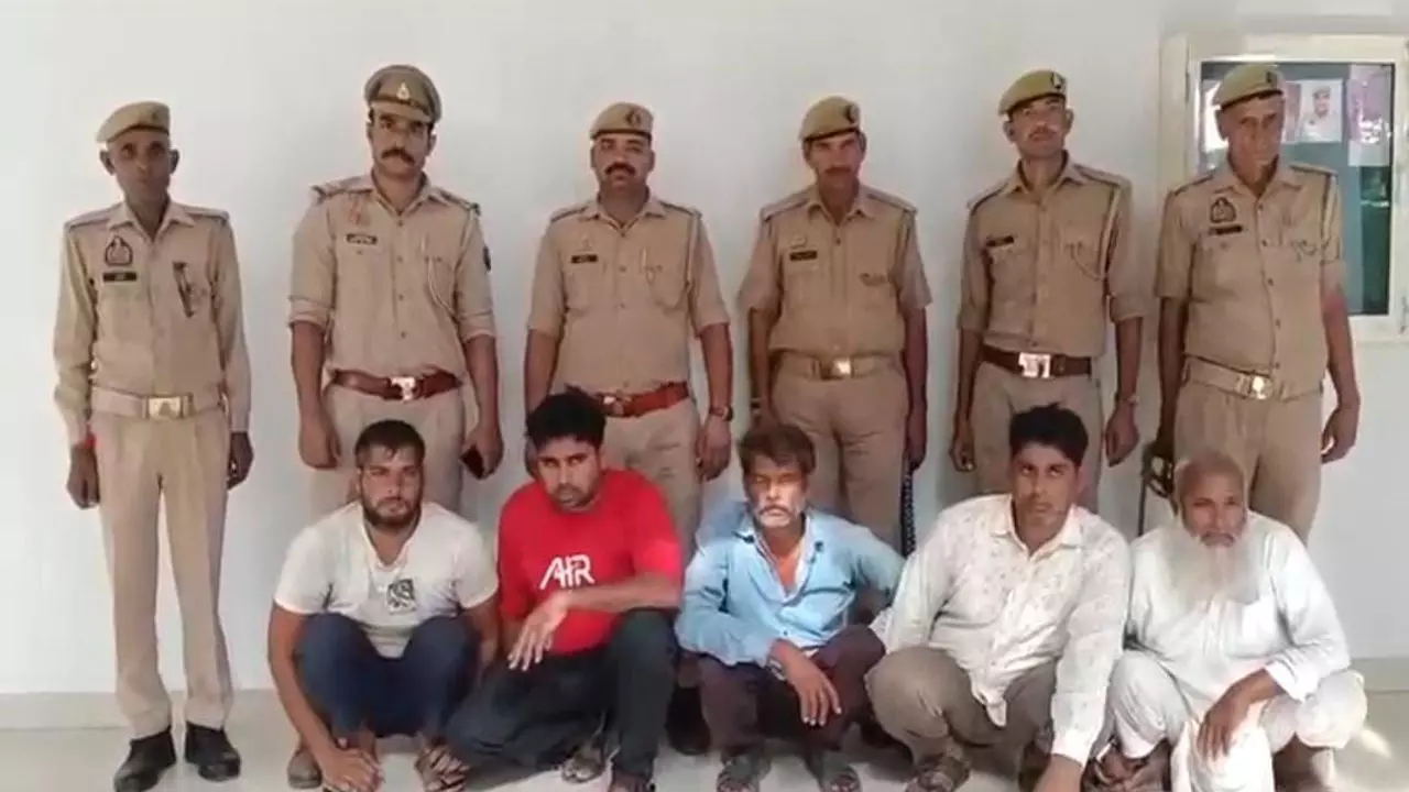 Muzaffarnagar News: संपत्ति हड़पने के लिए कराया धर्म परिवर्तन और खतना, मुजफ्फरनगर में 6 गिरफ्तार