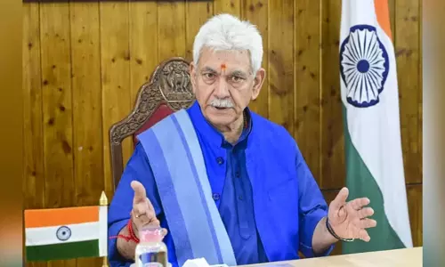 जम्मू कश्मीर के LG ने अचानक इस्तीफे से मचा भूचाल, जानिए कौन है मनोज सिन्हा और क्यों दिया इस्तीफा