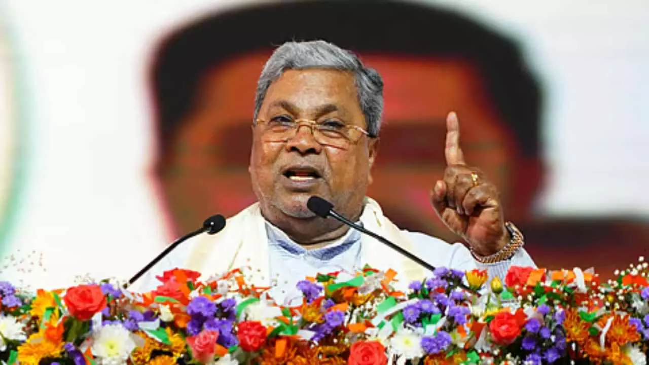 वोट चोरी में उल्टा फंसी कांग्रेस, CM सिद्धारमैया के बयान ने खोली पार्टी की पोल, BJP ने साधा निशाना