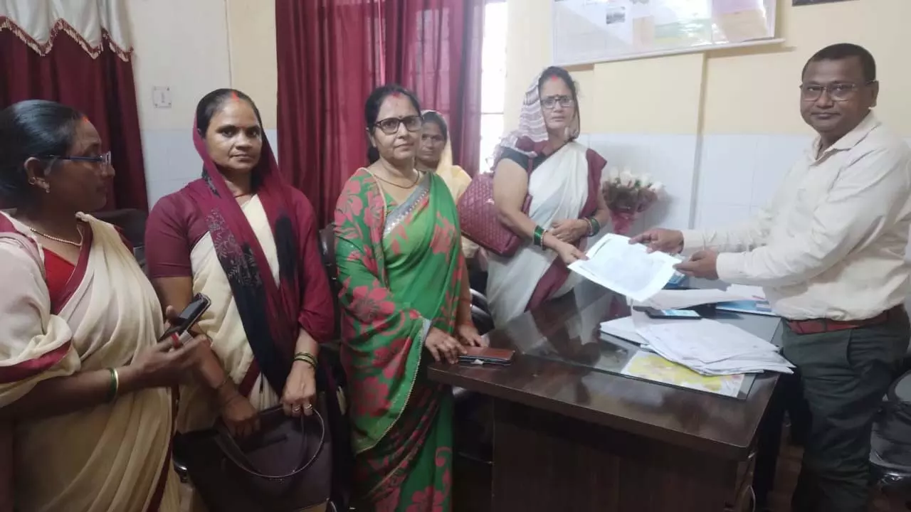 Asha-Asha Sangini workers demand, warn of indefinite agitation Asha-Asha Sangini workers demand, warn of indefinite agitation