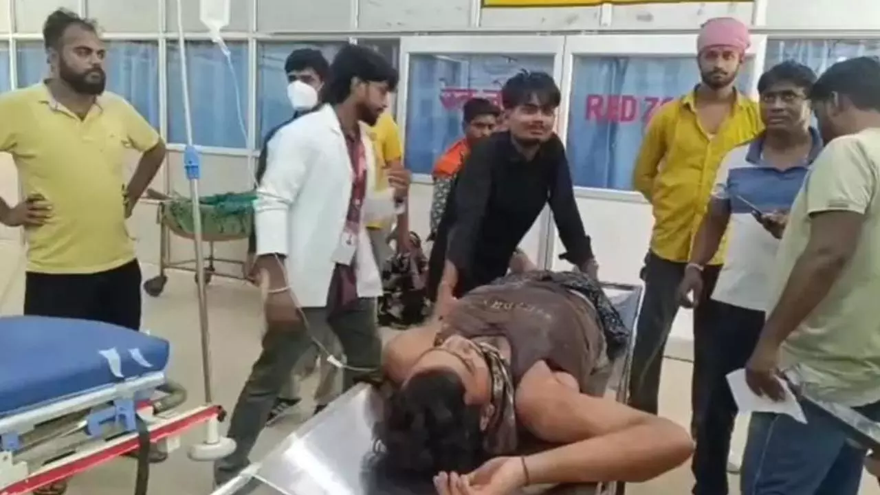 Ghazipur News: चाचा-भतीजी लहूलुहान मिले, भतीजी की मौत, चाचा को वाराणसी रेफर