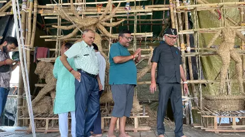 लखनऊ में भव्य दुर्गा पूजा की तैयारी: ‘उत्सव 2025’ में स्थापित होगी 16 फीट ऊँची प्रतिमा