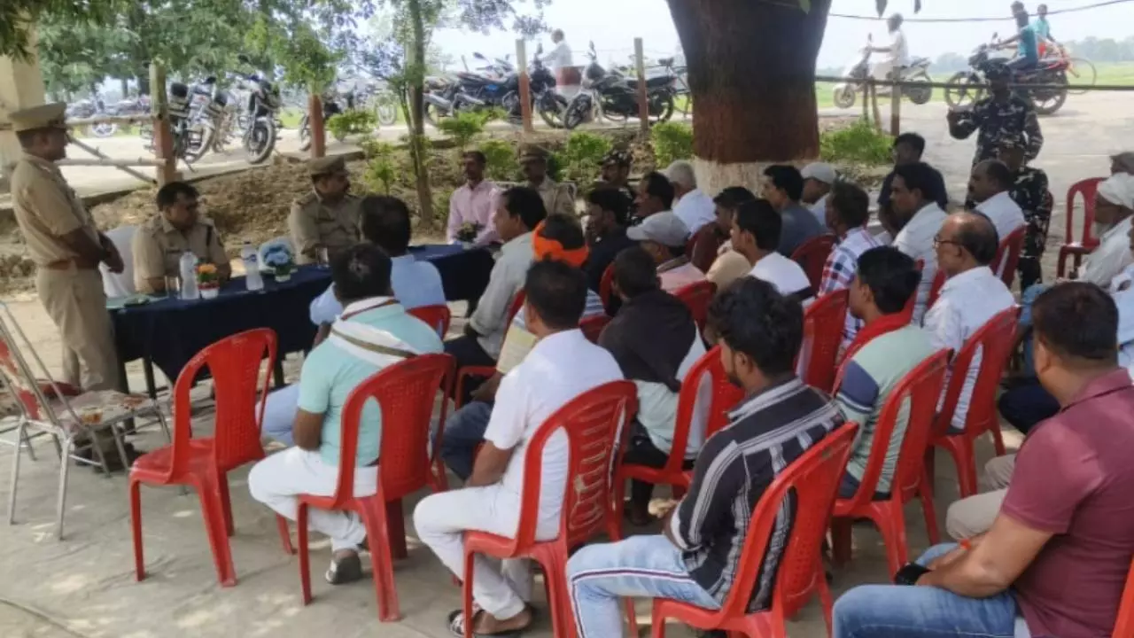 Siddharthnagar News:  इंडो-नेपाल सीमा पर ऑपरेशन कवच के तहत हुई गोष्ठी, सुरक्षा पर दिए निर्देश