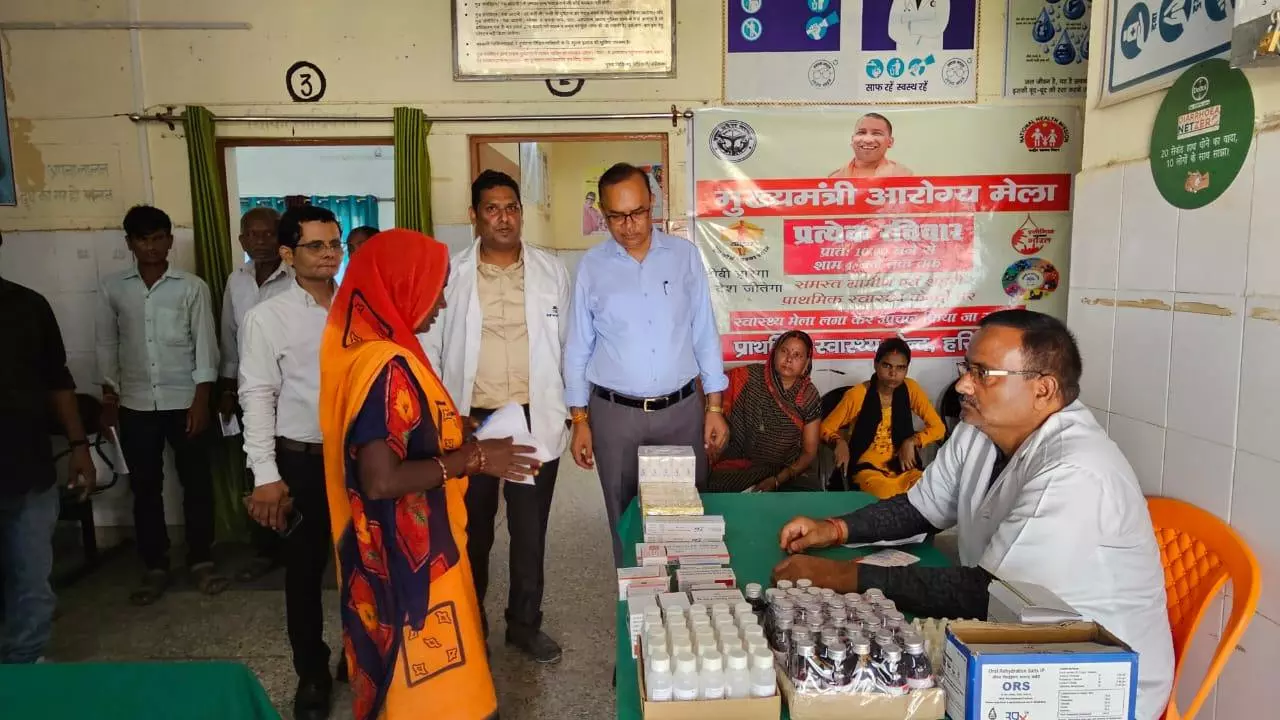 Balrampur News: बलरामपुर में 2504 मरीजों का उपचार, मुख्यमंत्री आरोग्य स्वास्थ्य मेला रहा सफल
