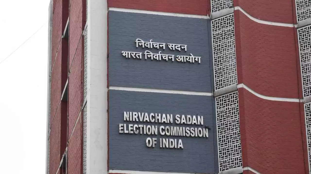 EC ने कांग्रेस को जमकर लताड़ा, 89 लाख शिकायतों का दावा निकला झूठा, वोटर लिस्ट पर महा घमासान