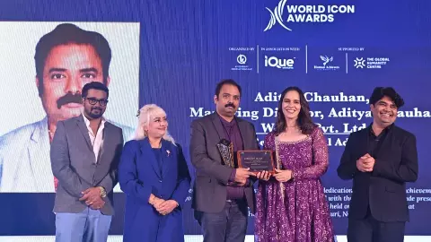 Aditya Chauhan of Hardoi wins Best Financial Advisor award Aditya Chauhan of Hardoi wins Best Financial Advisor award