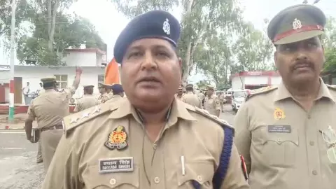 Shamli News: पुलिसकर्मी ने फांसी लगाकर की आत्महत्या