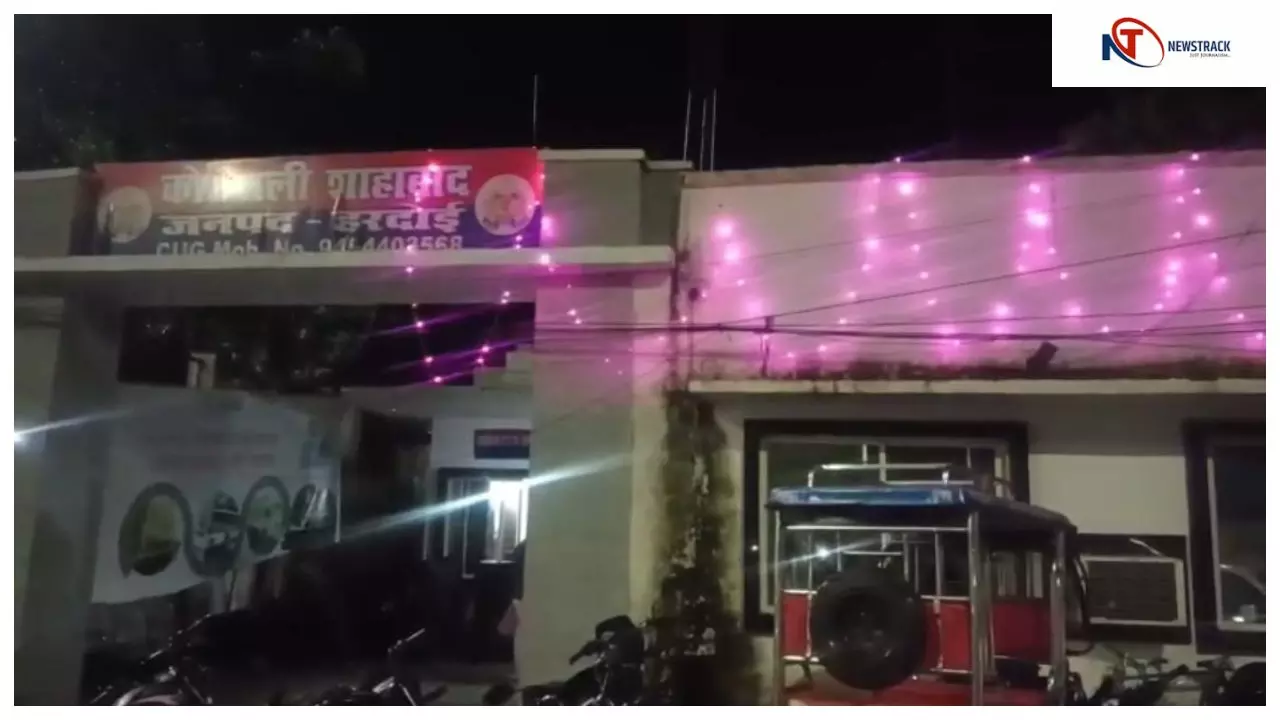 Hardoi News: कोतवाली में सुंदरकांड का पाठ और हवन, जनता की मिली-जुली प्रतिक्रिया