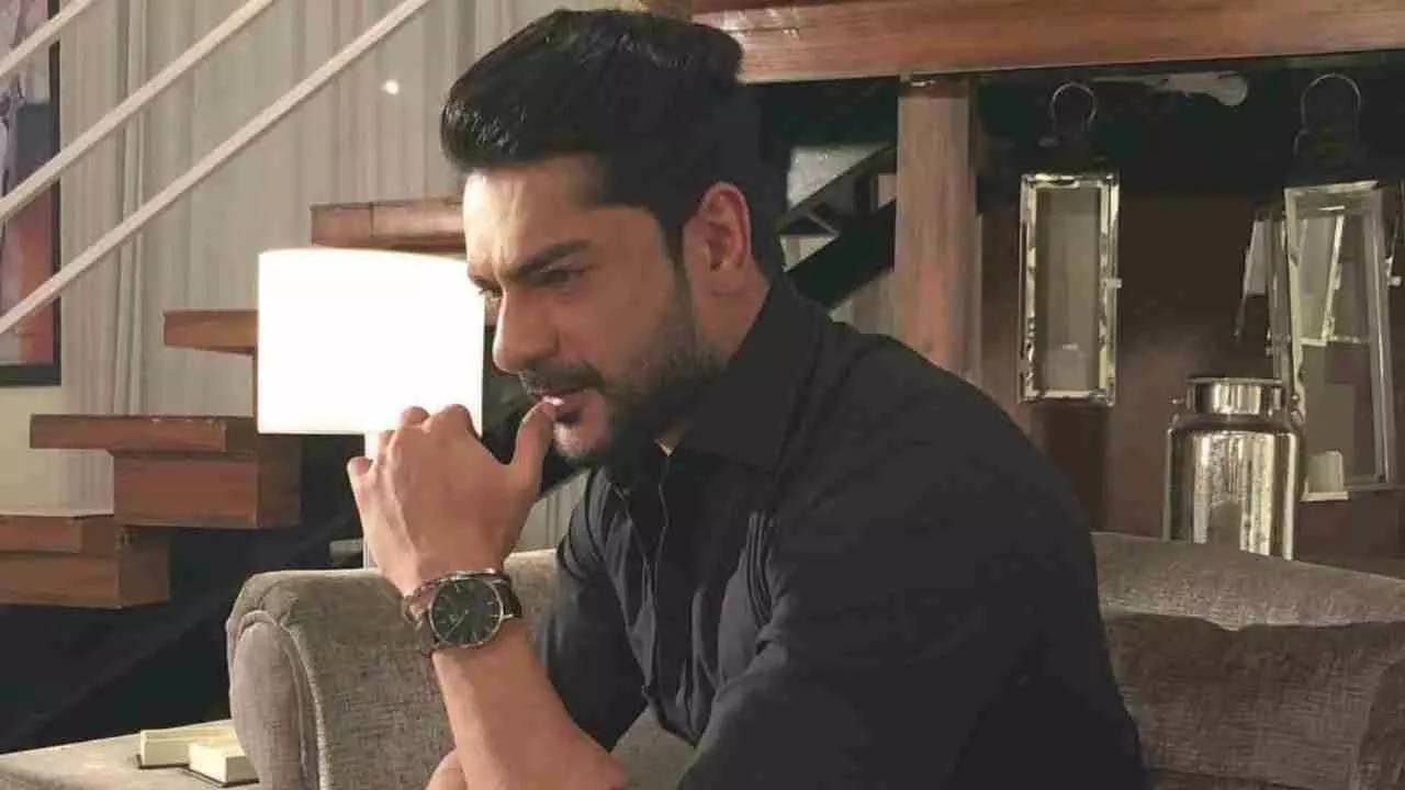 Ashish Kapoor Arrested