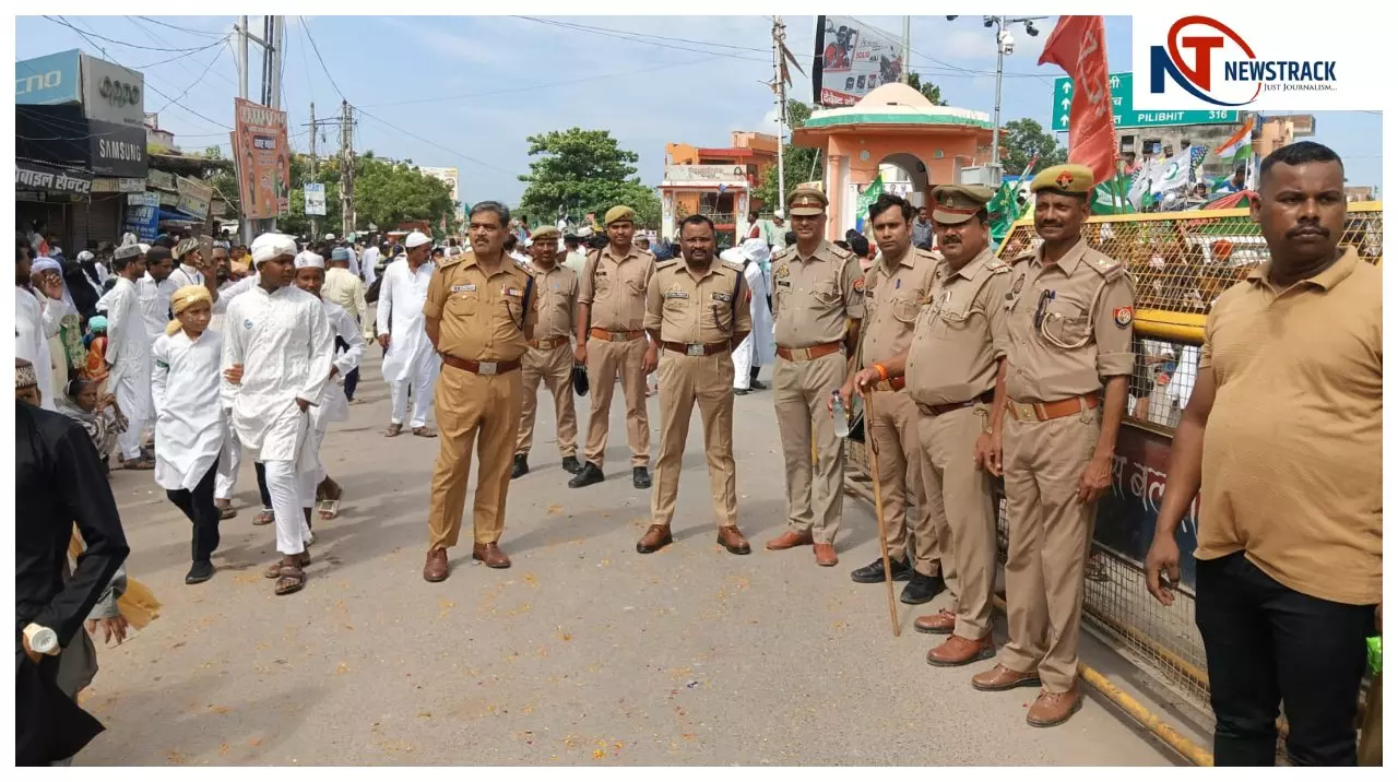 Balrampur News: बलरामपुर में कड़ी सुरक्षा व्यवस्था में शांतिपूर्ण ढंग से संपन्न हुआ बारावफात का पर्व
