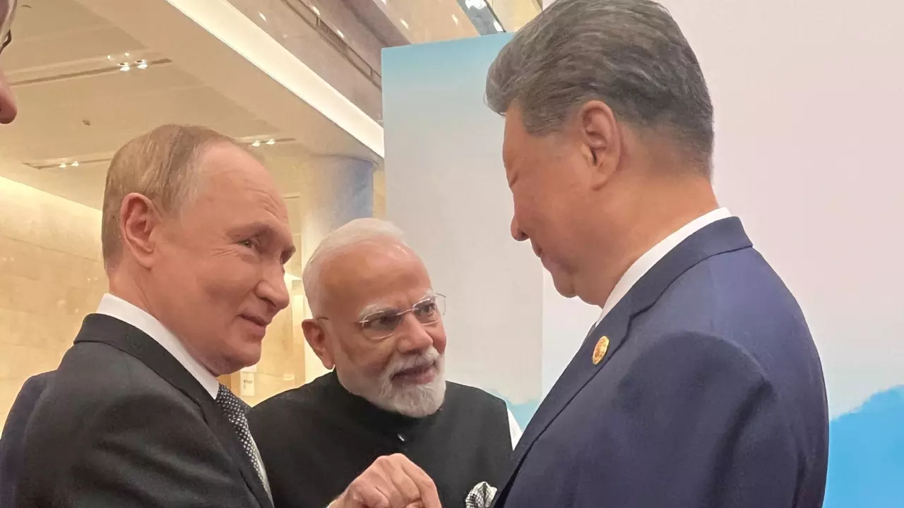 हमने भारत और रूस को सबसे खतरनाक चीन के लिए खो दिया...,  मोदी-पुतिन के जियानजिन टैंगो से हिले ट्रंप