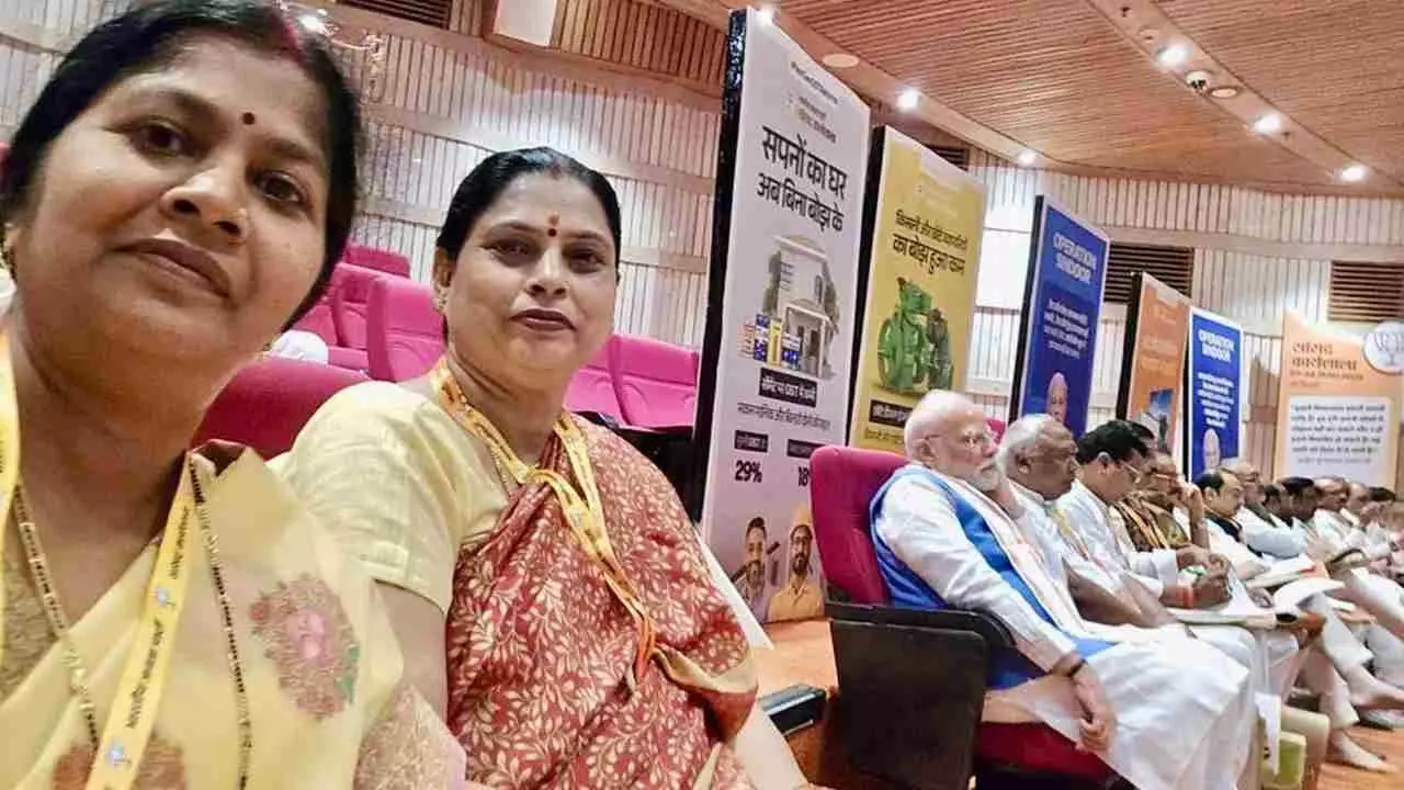 संसद परिसर में शुरू हुई BJP की दो दिवसीय वर्कशॉप, सबसे पीछे बैठे दिखे PM मोदी