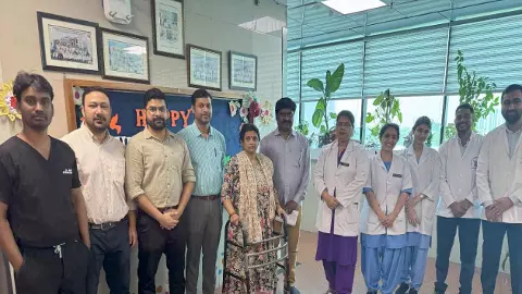 PGI: Mega prosthesis  का उपयोग कर महिला के घुटने का हुआ प्रत्यारोपण