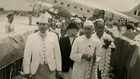 नेपाल बन सकता था कभी भारत का हिस्सा? नेहरू ने कर किया था इनकार नेपाल बन सकता था कभी भारत का हिस्सा? नेहरू ने कर किया था इनकार