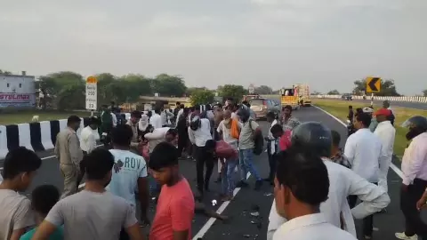 Mathura News: अज्ञात वाहन ने बाइक सवारों को कुचला, एक की मौत, दूसरा घायल