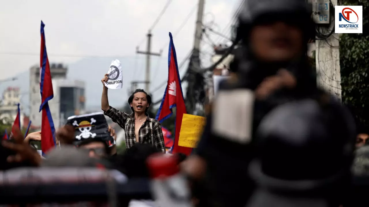 Nepal Gen Z Protest LIVE:  24 घंटे के बाद काठमांडू अंतरराष्ट्रीय एयरपोर्ट खुला