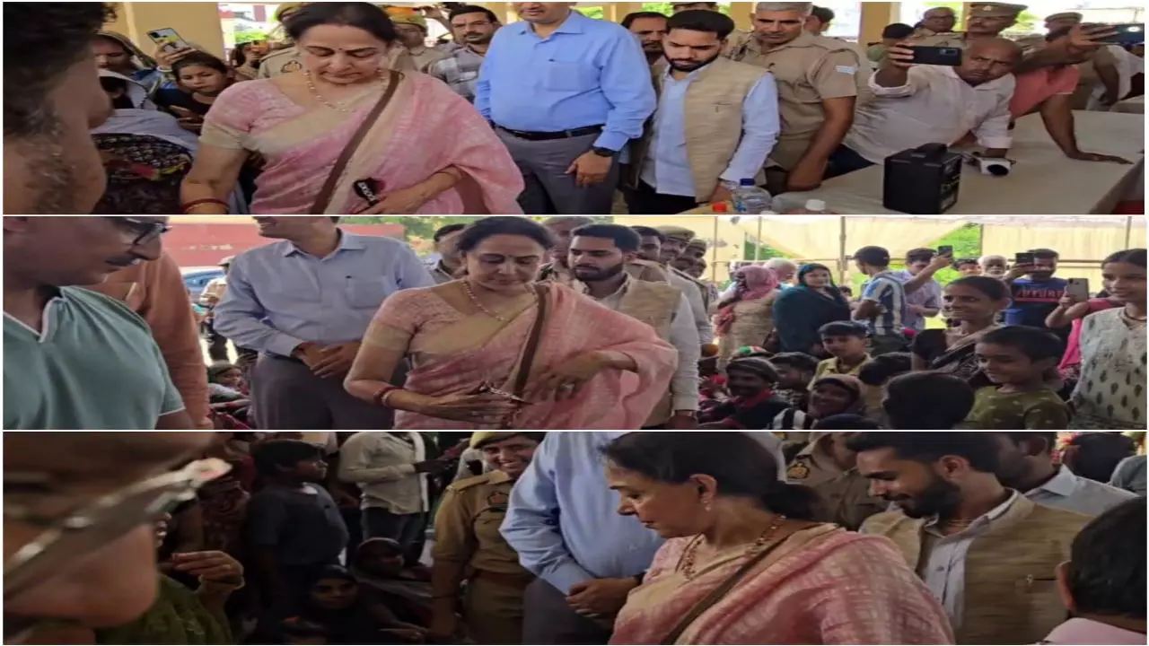 Mathura News: सांसद हेमा मालिनी ने किया बाढ़ प्रभावित इलाकों का दौरा, लोगों का जाना हाल Mathura News: सांसद हेमा मालिनी ने किया बाढ़ प्रभावित इलाकों का दौरा, लोगों का जाना हाल