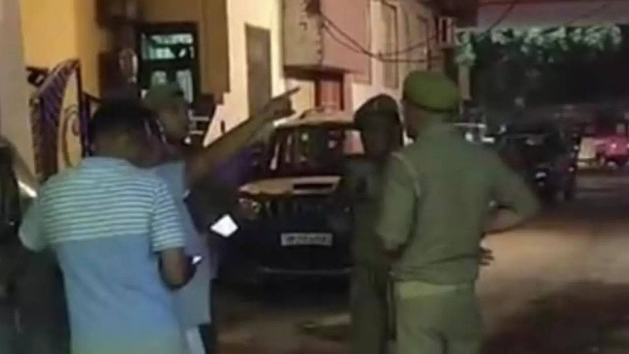 Bareilly News: बरेली में दिशा पाटनी के घर पर फायरिंग, लॉरेंस बिश्नोई गैंग ने ली जिम्मेदारी