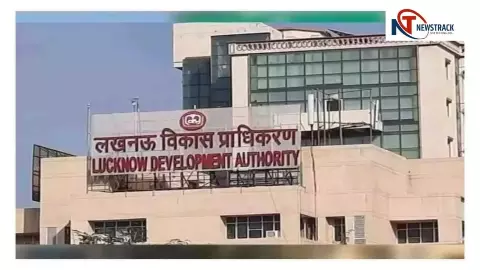 लखनऊ में LDA के नाम पर 4 पुलिसकर्मियों को ठग ले गया जालसाज! DCP से शिकायत के बाद दर्ज हुई FIR लखनऊ में LDA के नाम पर 4 पुलिसकर्मियों को ठग ले गया जालसाज! DCP से शिकायत के बाद दर्ज हुई FIR