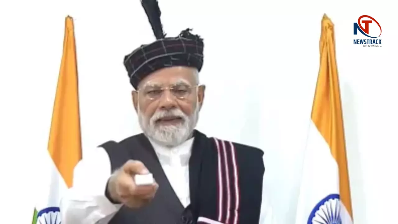 हिंसा के 2 साल बाद मणिपुर पहुंचे PM मोदी, बोले: आप लोगों को सलाम, यह धरती हौसलों की है