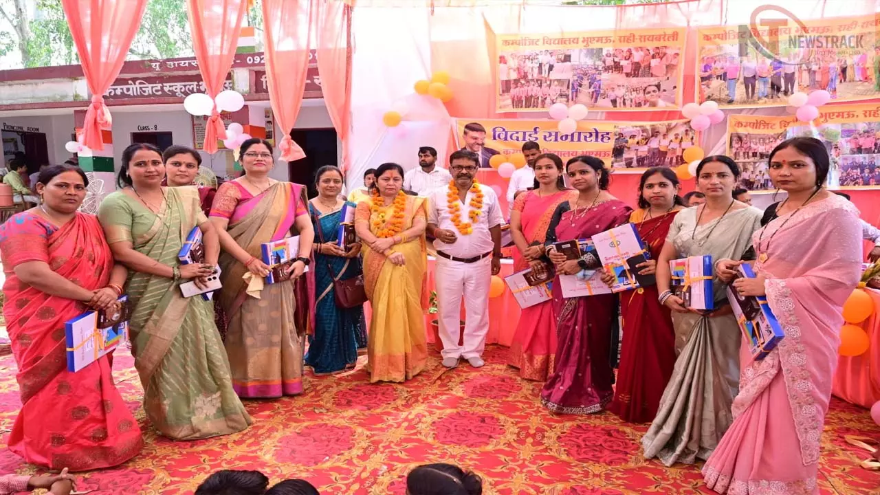 Pradeep Singh of Bhueu in integration, children emotional during farewell