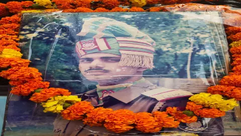 Hapur News: CRPF जवान कुलदीप सिंह का सम्मानपूर्वक अंतिम संस्कार, गांव ने दिया भावपूर्ण सम्मान
