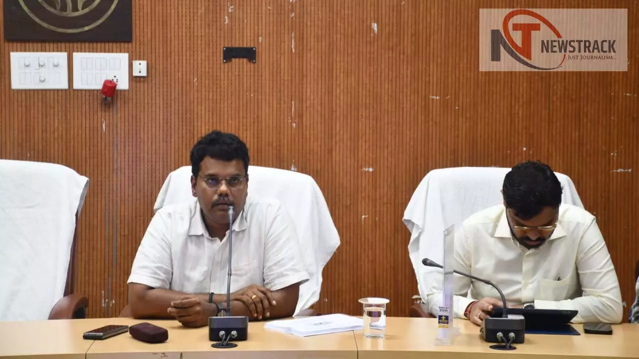 Development plans reviewed, DM directs completion of projects by September