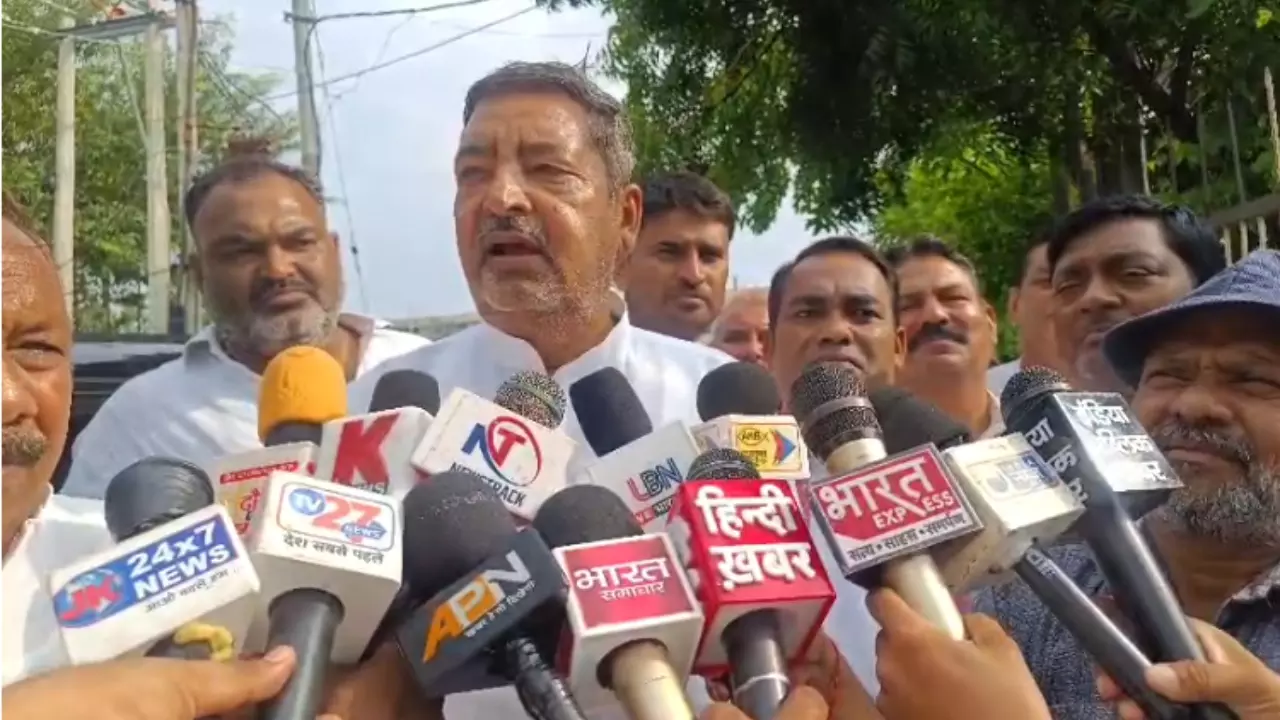 Chandauli News: सपा सांसद का बयान, जो PM नहीं कर सके, वो PDA के सूर्यकुमार यादव ने कर दिखाया