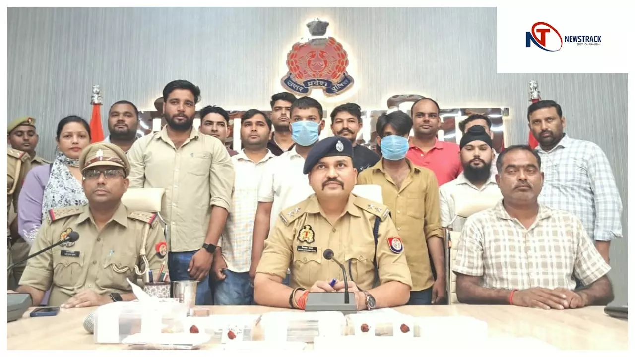 ATM में फेवीक्विक लगाकर धोखाधड़ी कर निकालते थे रुपए, दो अंतर्जनपदीय शातिर अपराधी गिरफ्तार