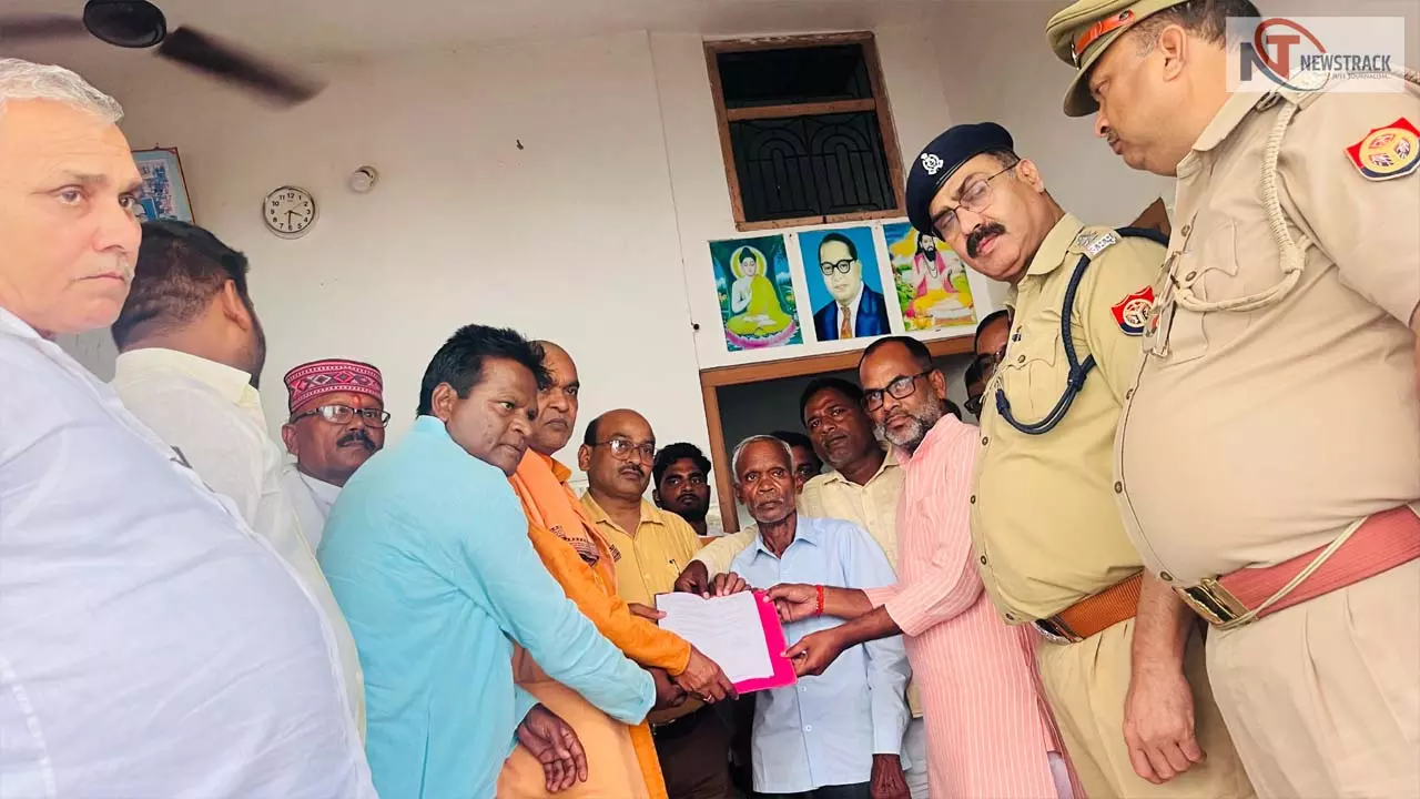 Loco Pilot Murder in Azamgarh, SC-ST Commission Meets Relatives