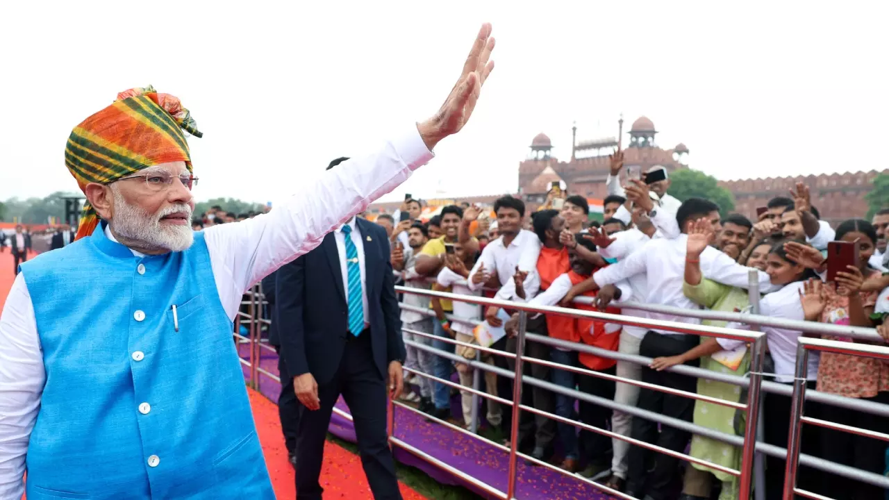 PM मोदी: दिल्ली का आउटसाइडर जिसने बदली भारत राष्ट्र की काया