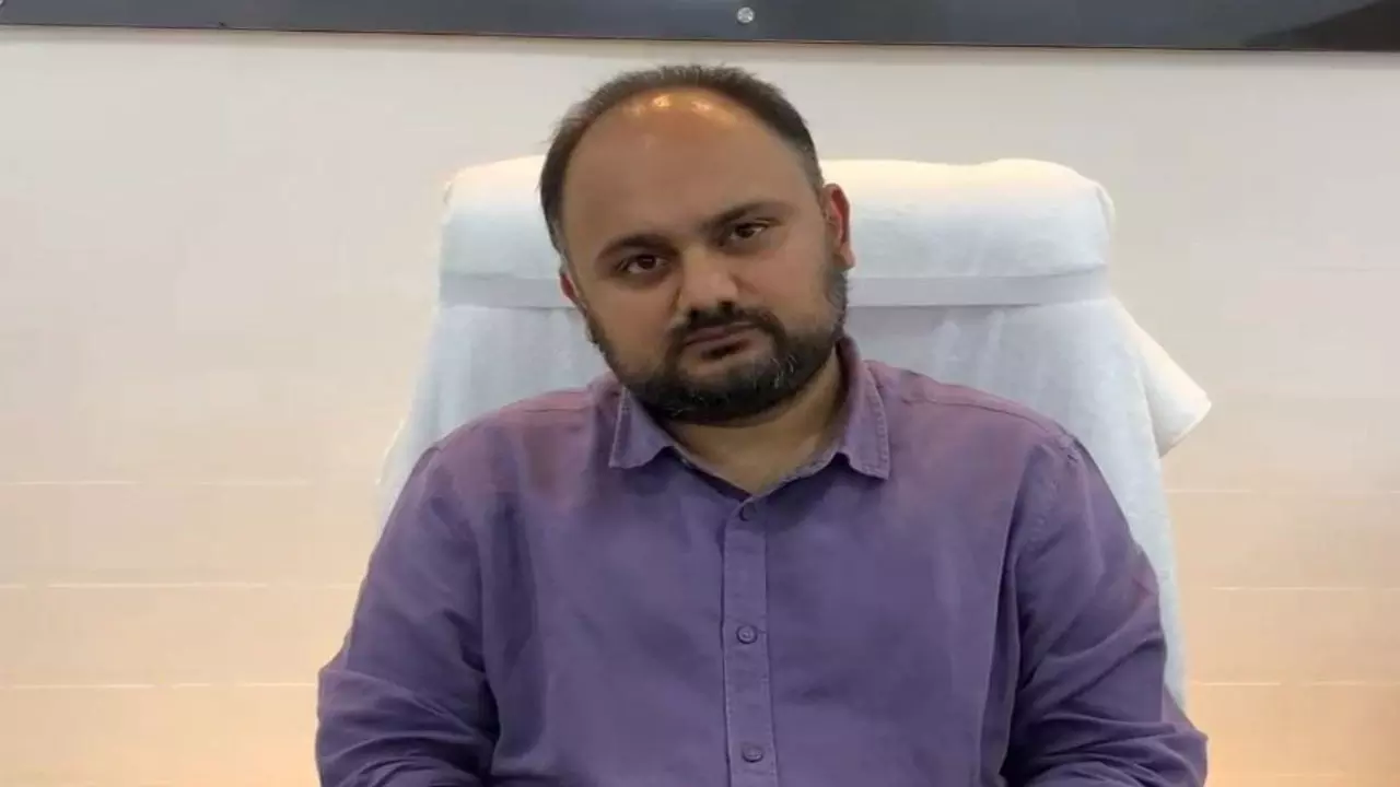 Hapur News: मान्यता 8वीं तक… पढ़ाई इंटर तक! हापुड़ के डमी स्कूलों में भविष्य का सौदा