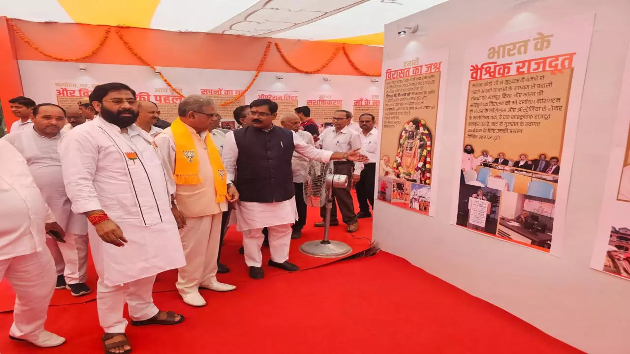 Bulandshahr News: बुलंदशहर में सेवा और संकल्प के साथ मना PM मोदी का जन्मदिन