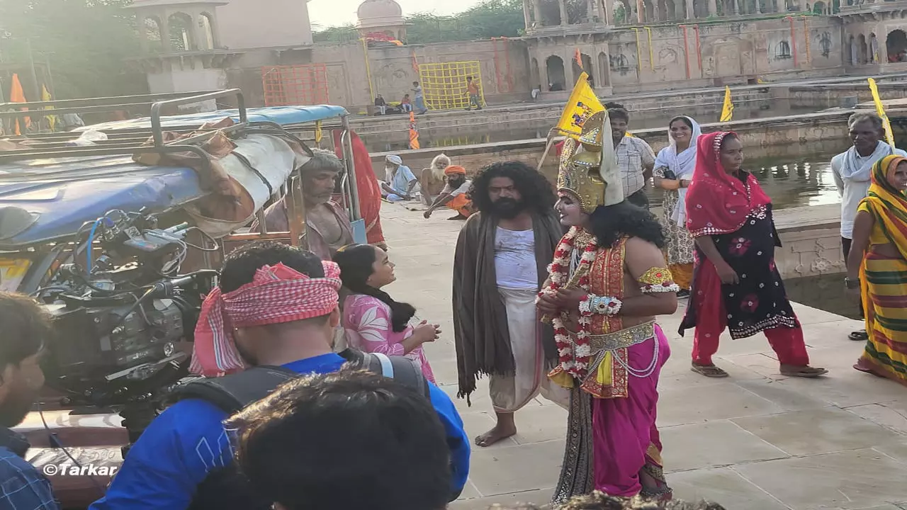 Mathura News: मथुरा की मिट्टी से सजी धारावाहिक ‘बिन्दी’ आज से कलर्स पर