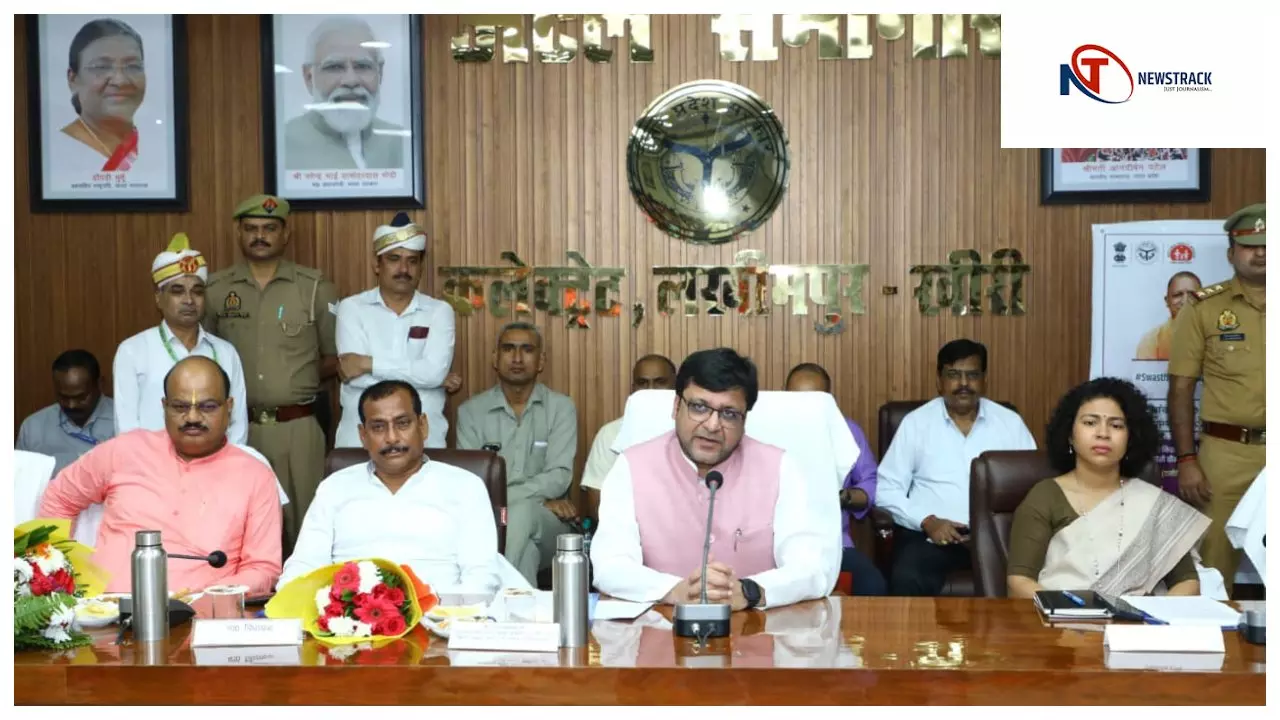 विश्वकर्मा जयंती पर श्रमिकों का सम्मान, प्रभारी मंत्री बोले- राष्ट्र निर्माण के असली शिल्पकार