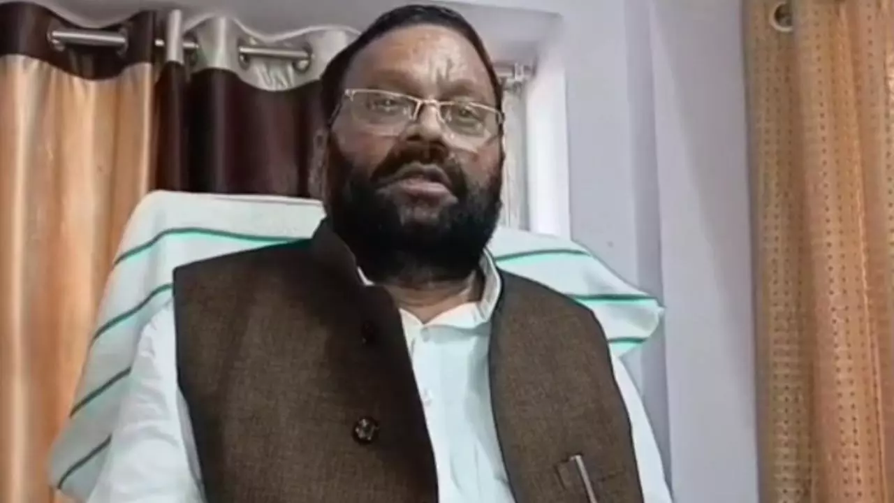 स्वामी प्रसाद मौर्य ने 2027 में भाजपा को उखाड़ कर लोक मोर्चा की सरकार बनाने का किया एलान