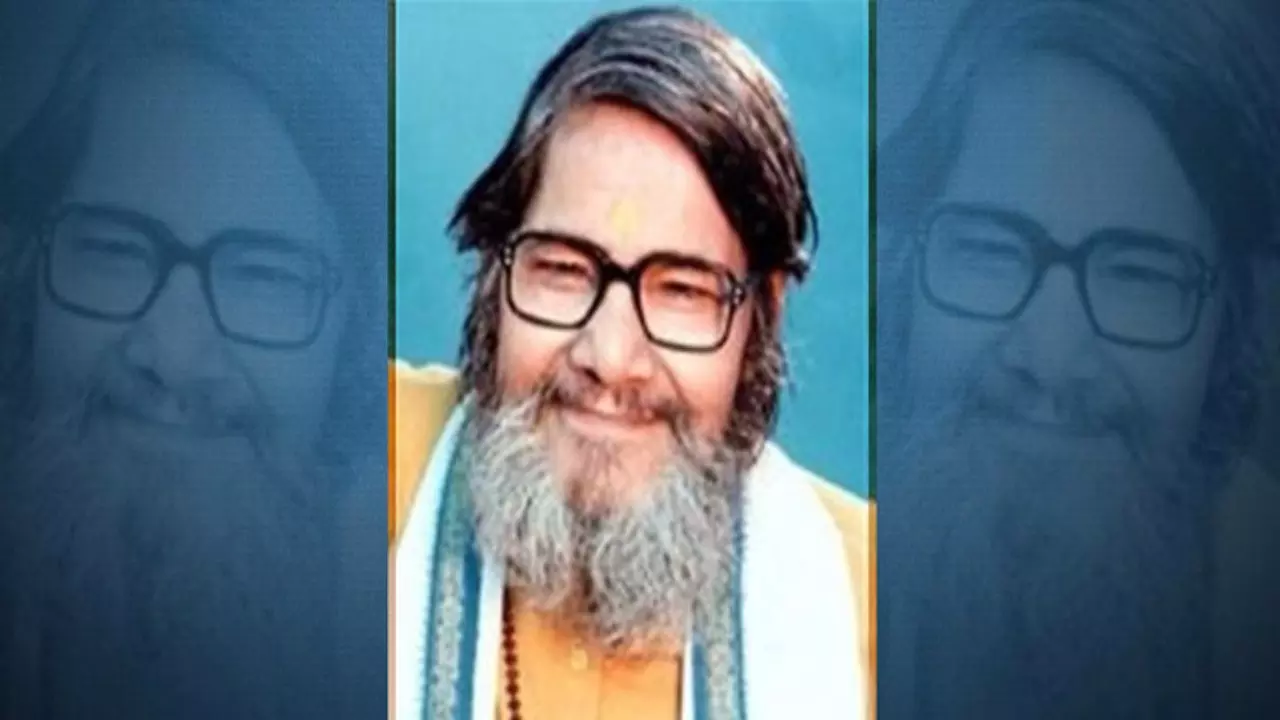 Kaka Hathrasi Biography