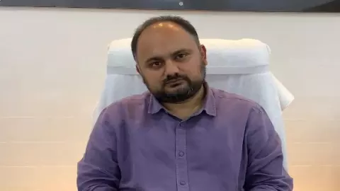Hapur News: मान्यता 8वीं तक… पढ़ाई इंटर तक! हापुड़ के डमी स्कूलों में भविष्य का सौदा