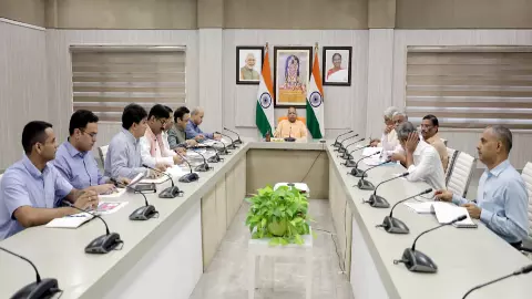 औद्योगिक विकास की बैठक में सीएम योगी ने दिए निर्देश: उद्योग और रोजगार का नया मॉडल बनेगा प्रदेश औद्योगिक विकास की बैठक में सीएम योगी ने दिए निर्देश: उद्योग और रोजगार का नया मॉडल बनेगा प्रदेश