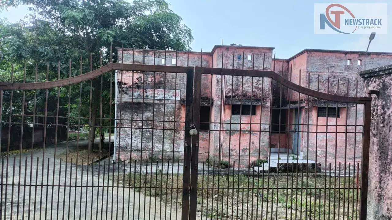Lock found hanging on primary health center, villagers wandering for treatment