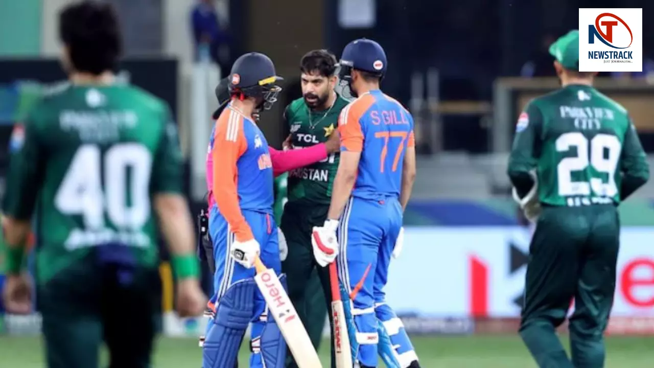 अभिषेक शर्मा और हारिस रऊफ के बीच क्या हुआ? जानिए मैच के बाद की चौंकाने वाली वजह अभिषेक शर्मा और हारिस रऊफ के बीच क्या हुआ? जानिए मैच के बाद की चौंकाने वाली वजह