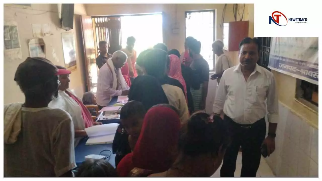 Shravasti News: : सीएमओ ने आरोग्य मेला निरीक्षण में पाई खामियां