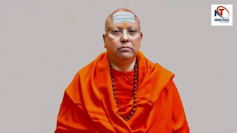 भगवा पोशाक पहना फ्रॉड भी निकला:,स्वामी चैतन्यनंद ने रखे फर्जी UN और BRICS कार्ड, खुद को बताया भारतीय दूत भगवा पोशाक पहना फ्रॉड भी निकला:,स्वामी चैतन्यनंद ने रखे फर्जी UN और BRICS कार्ड, खुद को बताया भारतीय दूत