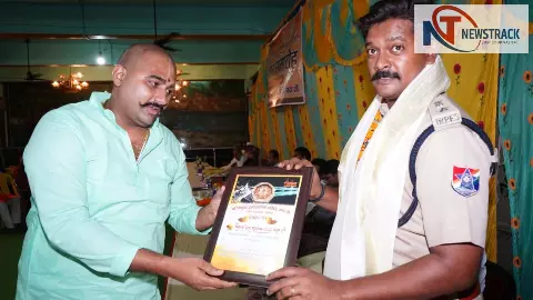 RPF officer Jethin B. Raj Ko Pitrupaksha Mela Samman