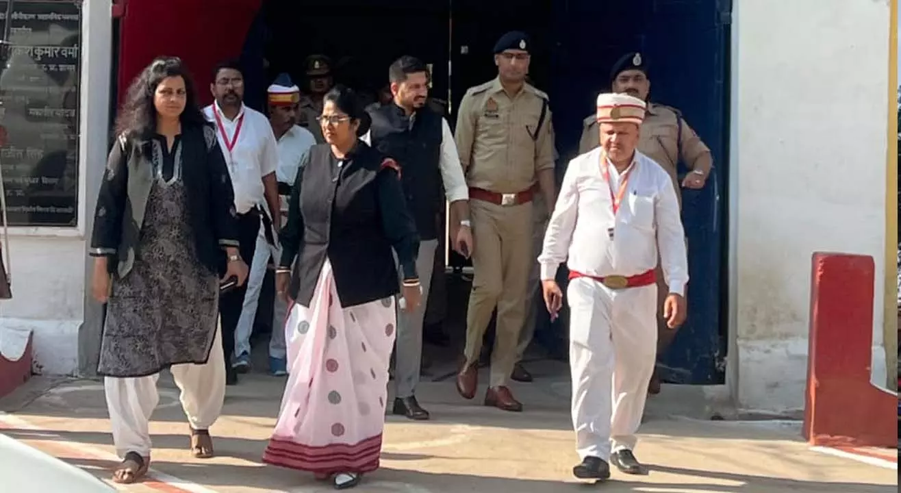 District Collector, District Judge and SP inspect Barabanki District Jail District Collector, District Judge and SP inspect Barabanki District Jail