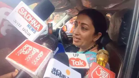 Amethi News: अमेठी में स्मृति ईरानी ने मां भवानी से लिया राष्ट्रहित का आशीर्वाद