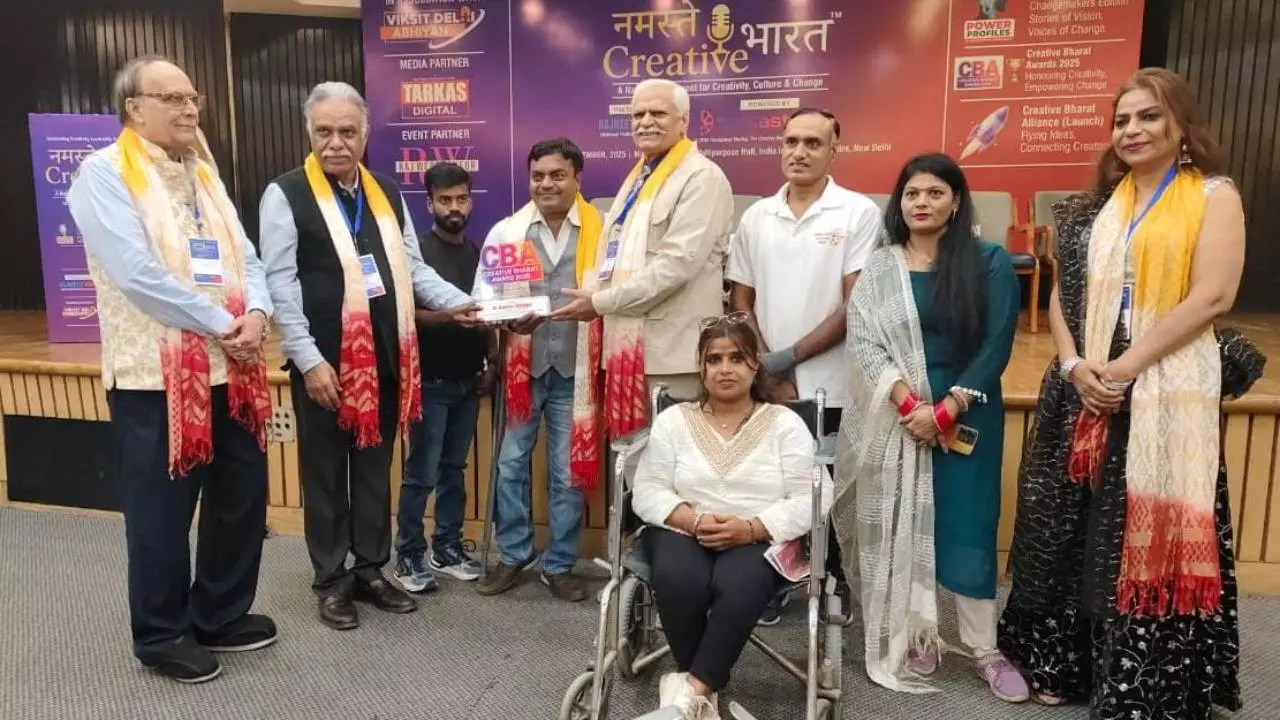 Creative Bharat Award 2025: पैरा स्पोर्ट्स को बढ़ावा देने वाले डॉ. आमिर को अवार्ड Creative Bharat Award 2025: पैरा स्पोर्ट्स को बढ़ावा देने वाले डॉ. आमिर को अवार्ड