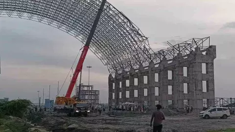चेन्नई में बड़ा हादसा! थर्मल पावर स्टेशन का 30 फीट ऊंचा आर्च ढहा,  9 मज़दूरों की दर्दनाक मौत, कई घायल